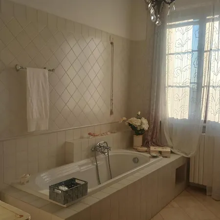 Novi Tuscany Apartamento Mortaiolo